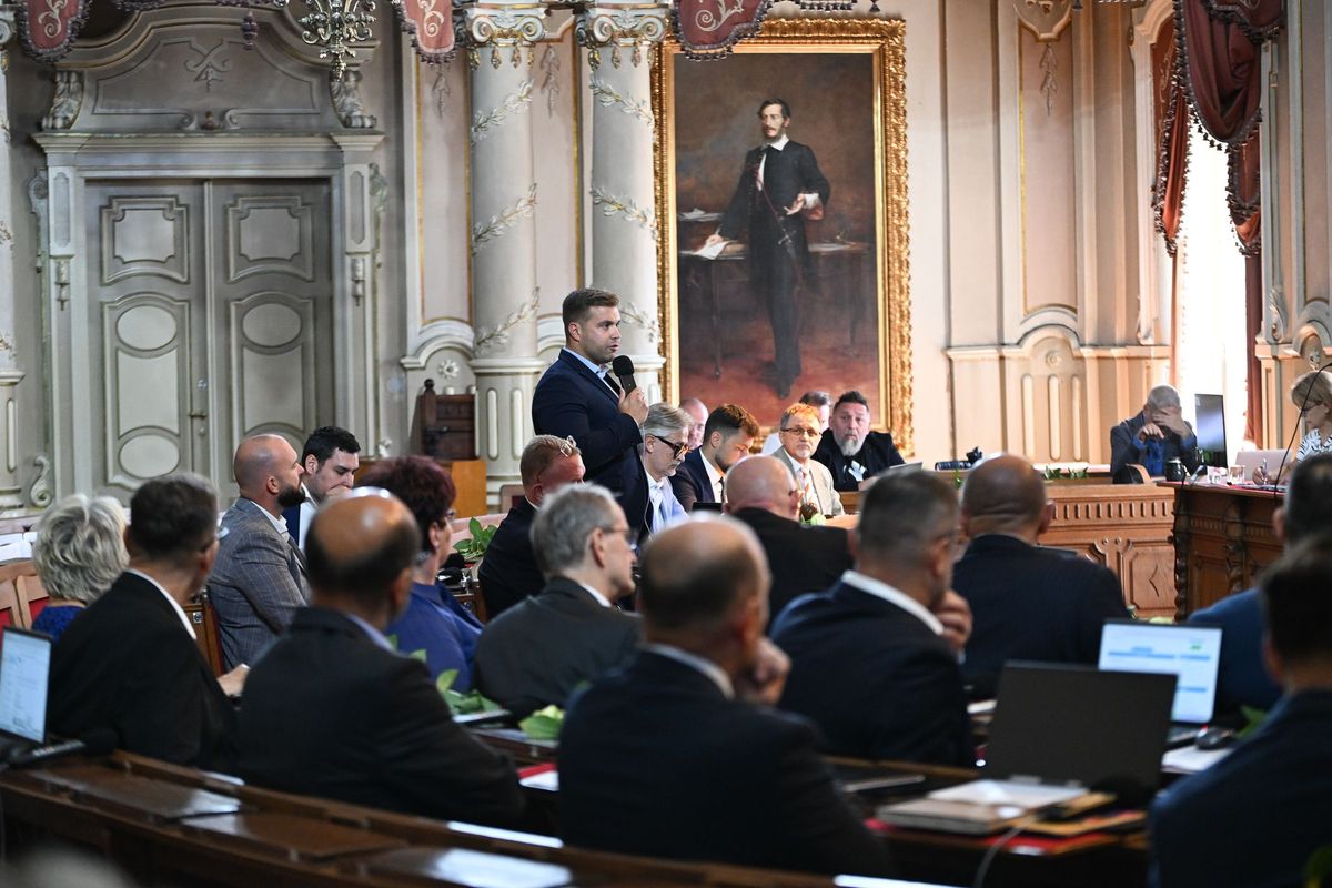 Farkas Levente szerint a kocsmazár rendelet módosítása nem érte el célját, és a szegedi lakók panaszai sem csökkentek azóta. Fotó: