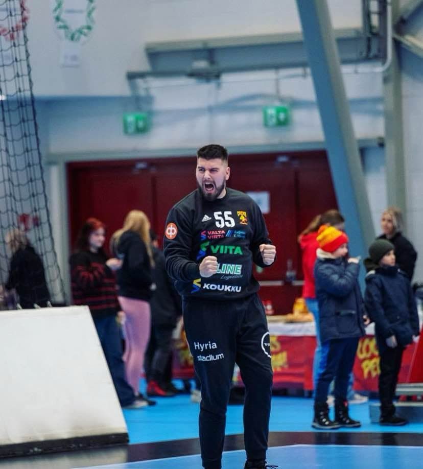 szegedi kapus, Miklós Gergő, Riihimaen Cocks, BK 46, finn férfi kézilabda-bajnokság