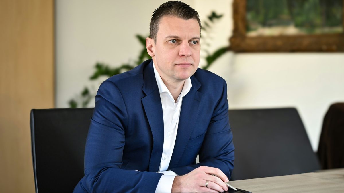 Menczer Tamás: tábornok úr, közel az igazság órája! (videó)