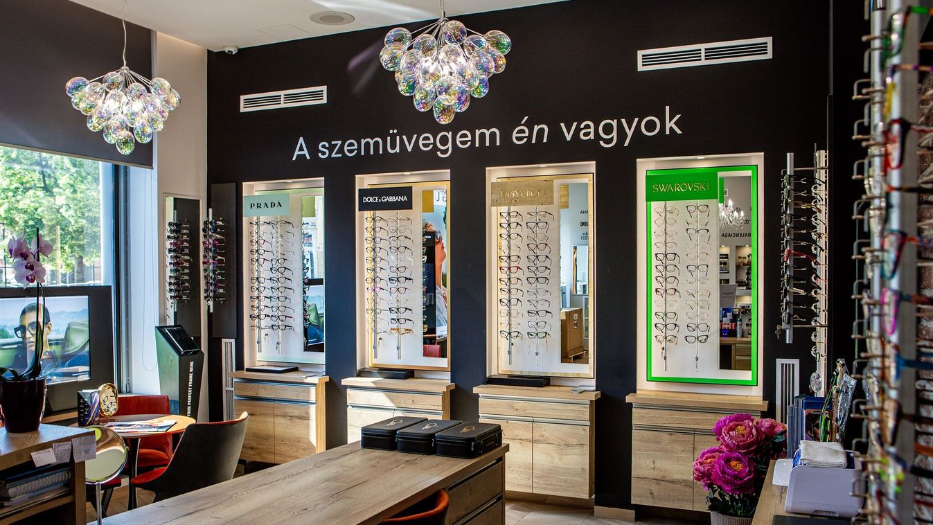 Egyedi szemüvegkeretek és szemüveglencsék Szeged legjobb látszerészetéből