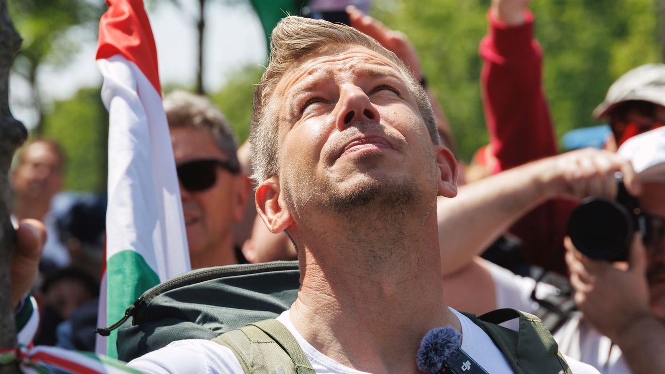 Magyar Péter mögött felsorakozott a bukott SZDSZ-es holdudvar