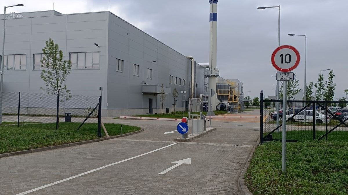 Átadóünnepség nélkül indult el Makó legnagyobb kínai gyára