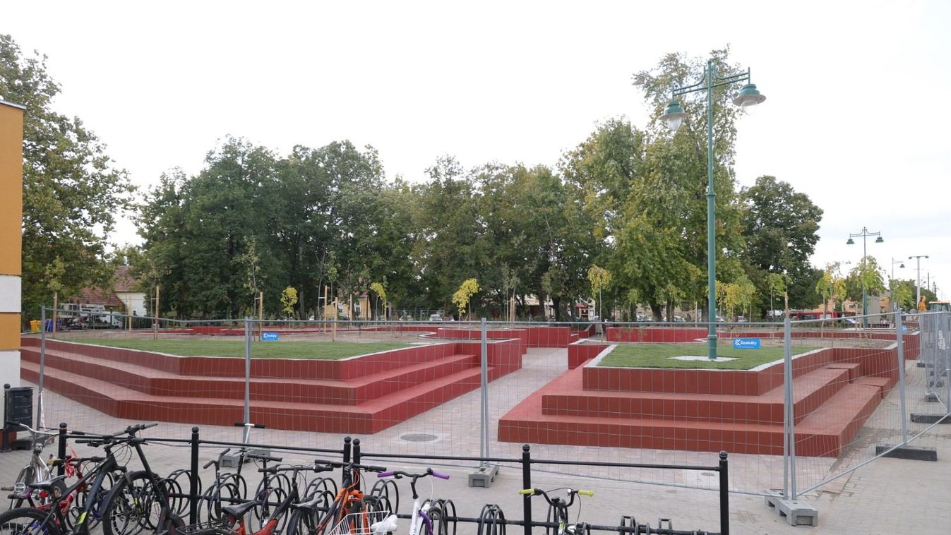 Barmos György tér: új arcot kapott Mórahalom központja