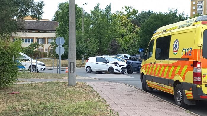 Baleset a Körtöltés utcánál