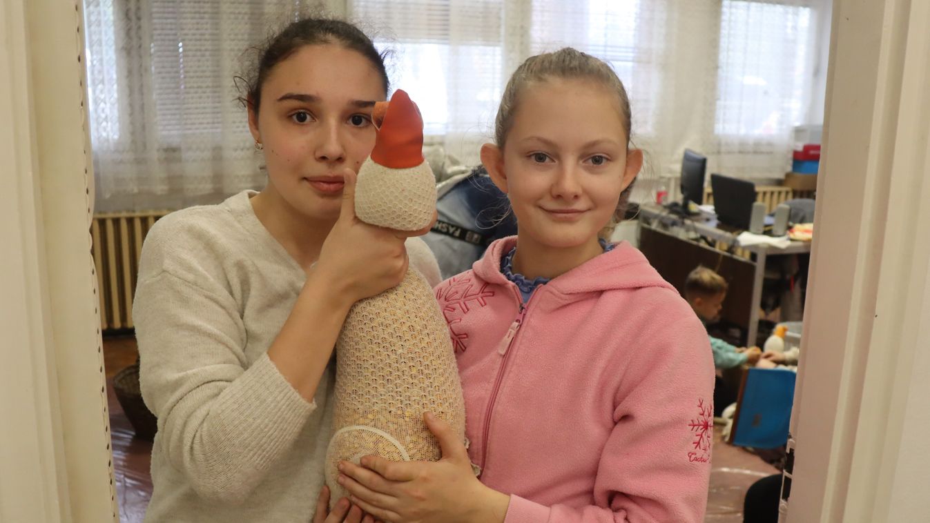 Lúdtollal írtak, kukoricát morzsoltak – Makón életre keltek a Márton-napi...