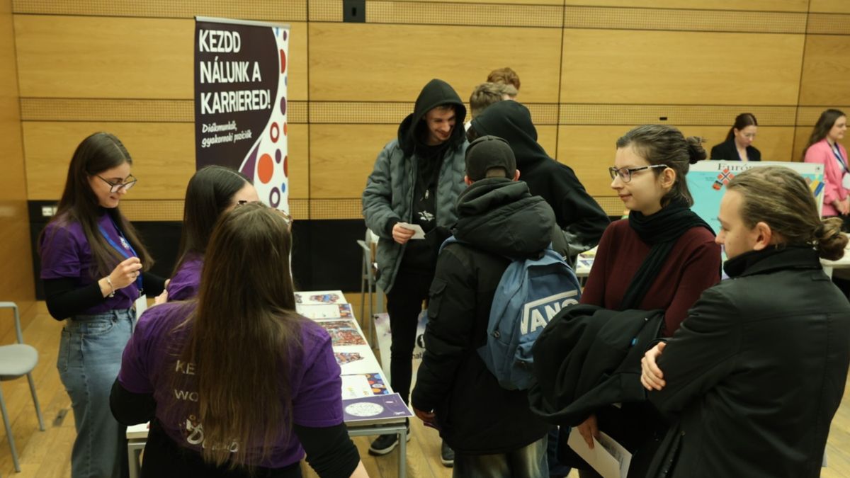 Állják a sarat, tanulnak és dolgoznak is