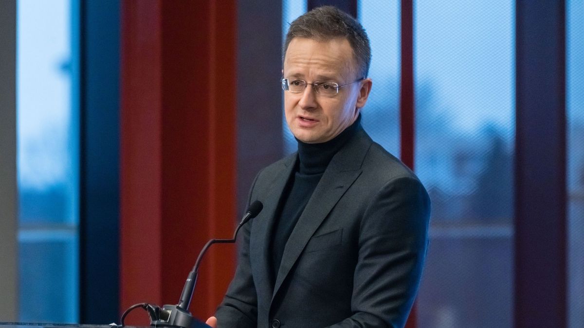 Szijjártó Péter: fontos, hogy a kínaiak is a béketábort erősítik (videó)