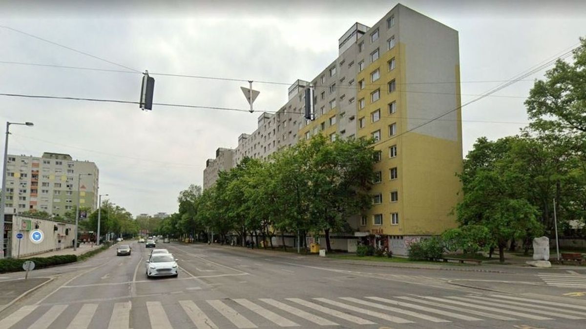 Hajmeresztő előzés a Budapesti körúton – egy pillanaton múlt a tragédia (videó)