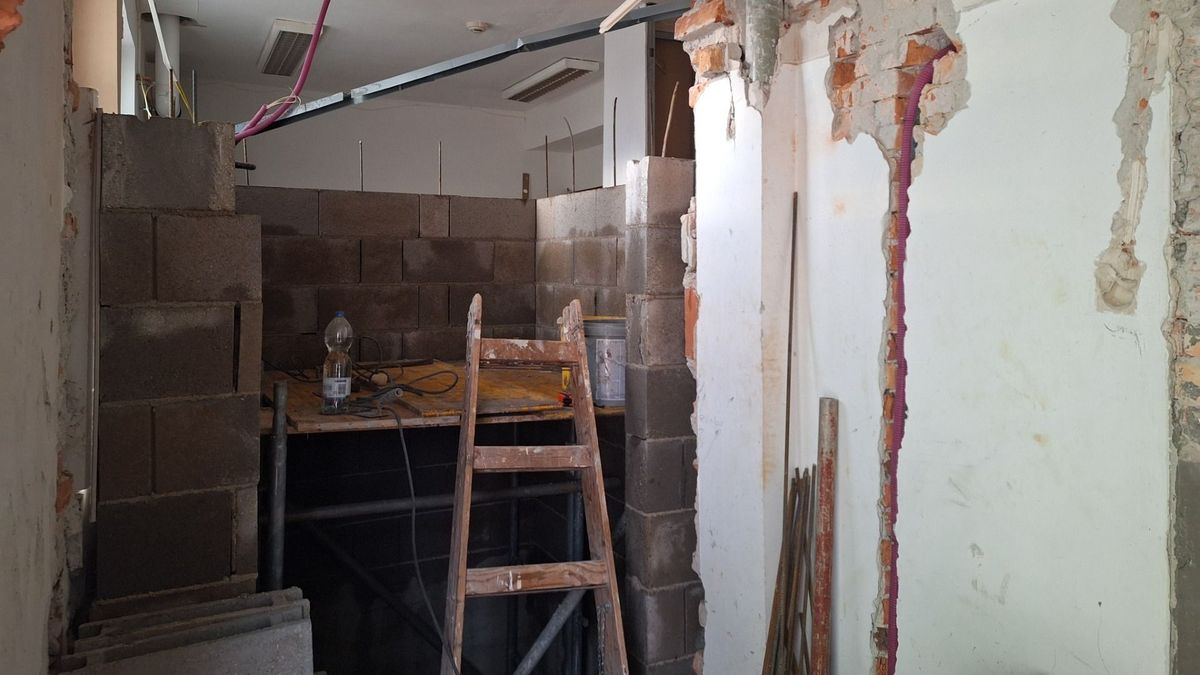 Üres emeletből gyógyító tér: háziorvosi rendelő nyílik Tarján szívében nyártól