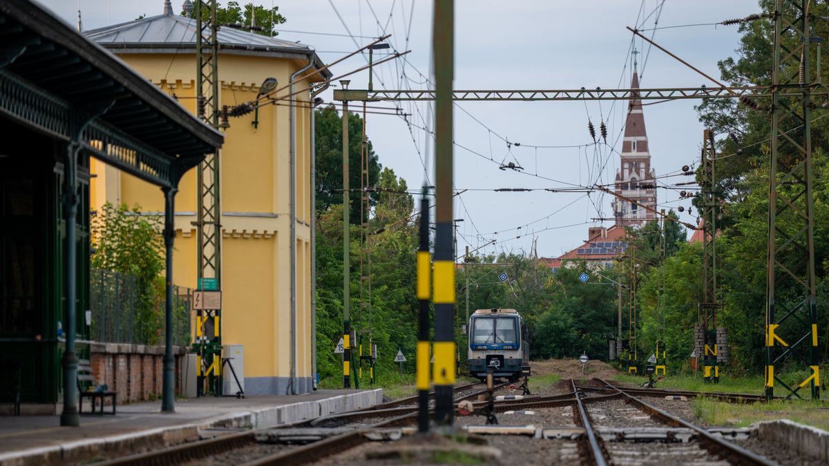 Több tucat utas kapott ajándékba pénzt a MÁV-tól az óraátállítás után