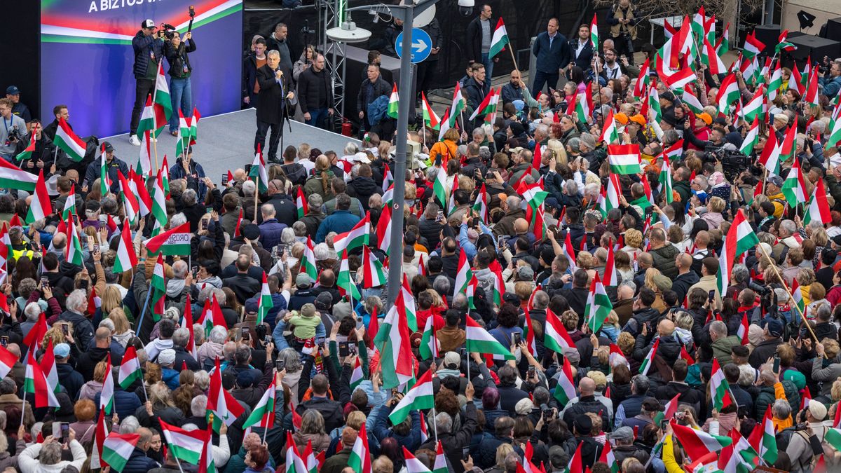 Kecskeméten folytatja országjárását Orbán Viktor (élő)