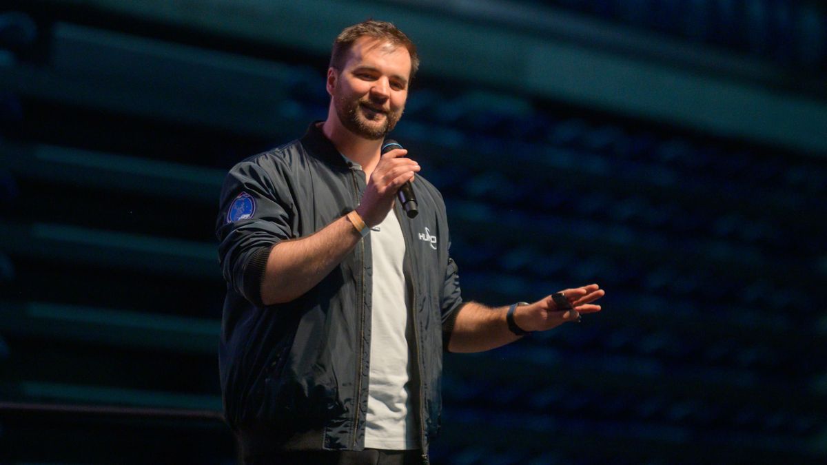 Nobel-díjasok és kutatóűrhajósok érkeztek Szegedre, több ezer diák hallgatta őket