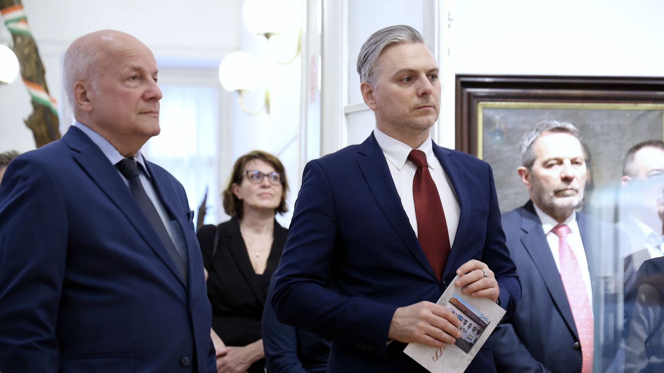 Ügyvédek a Fekete Házban: hátborzongató bűnügyek és botrányos perek titkai...