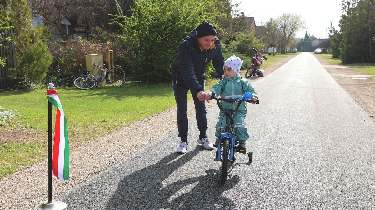 Látványos fejlesztés Zsombón: két utcát is felújítottak