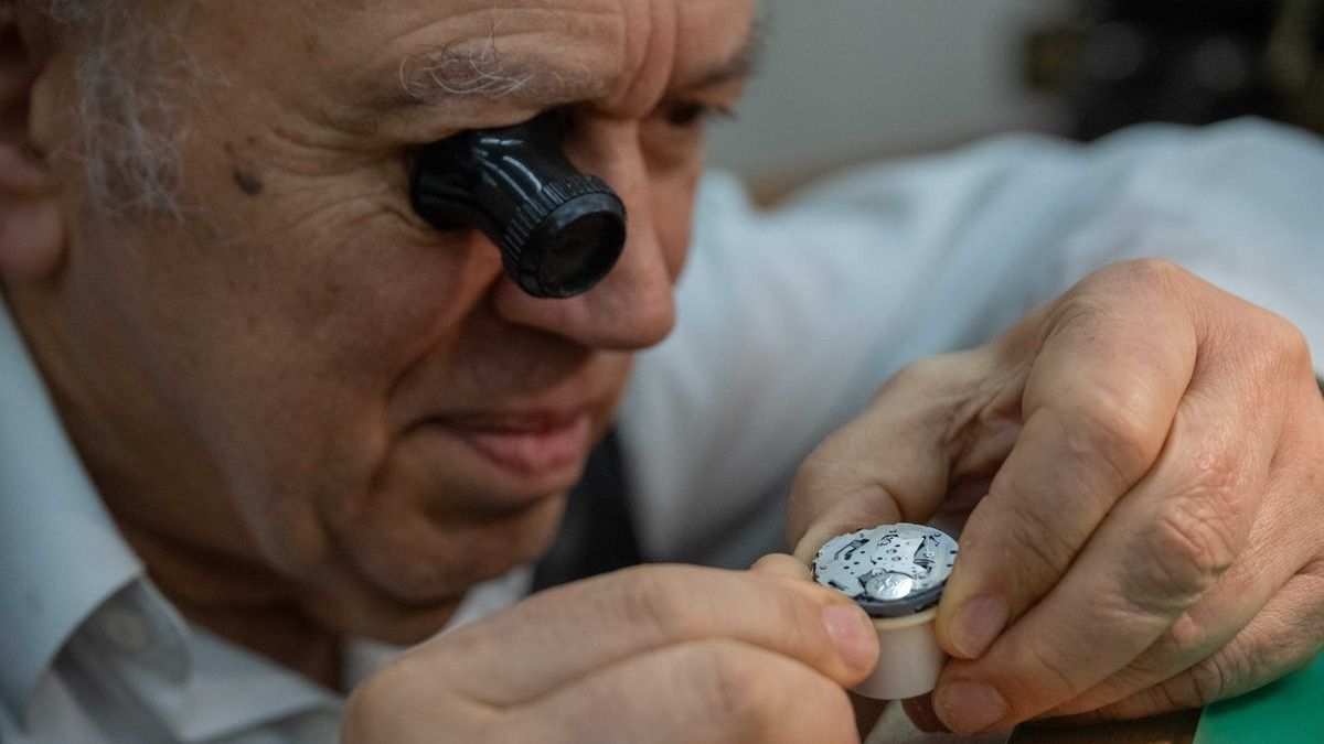 Ezt sokan elrontják óra vásárlásnál – a szegedi órásmester elárulja, mire figyelj