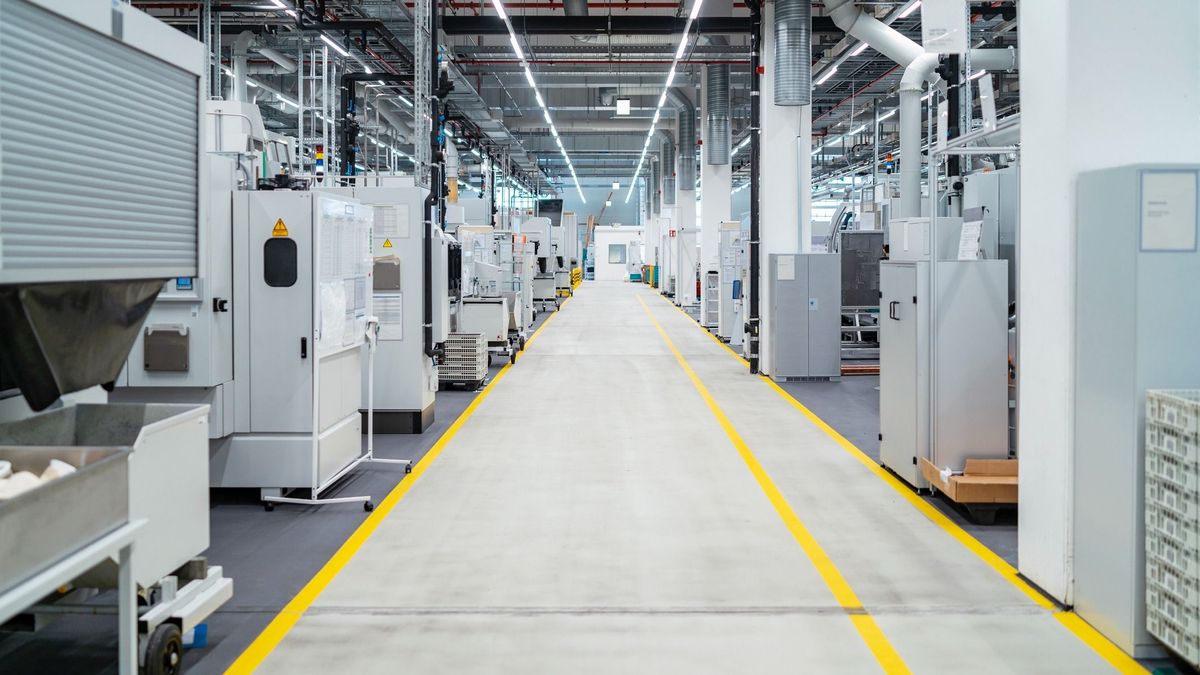 Hatalmas beruházás, új munkahelyek: Magyar cég Európa élvonalában