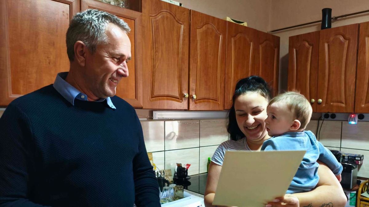 Egyre több baba születik Mindszenten, már a bölcsőde is várólistás lett