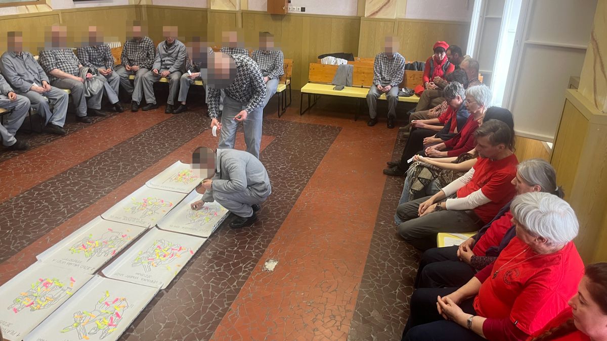 Megható pillanatok a rácsok mögött: különleges program Szegeden