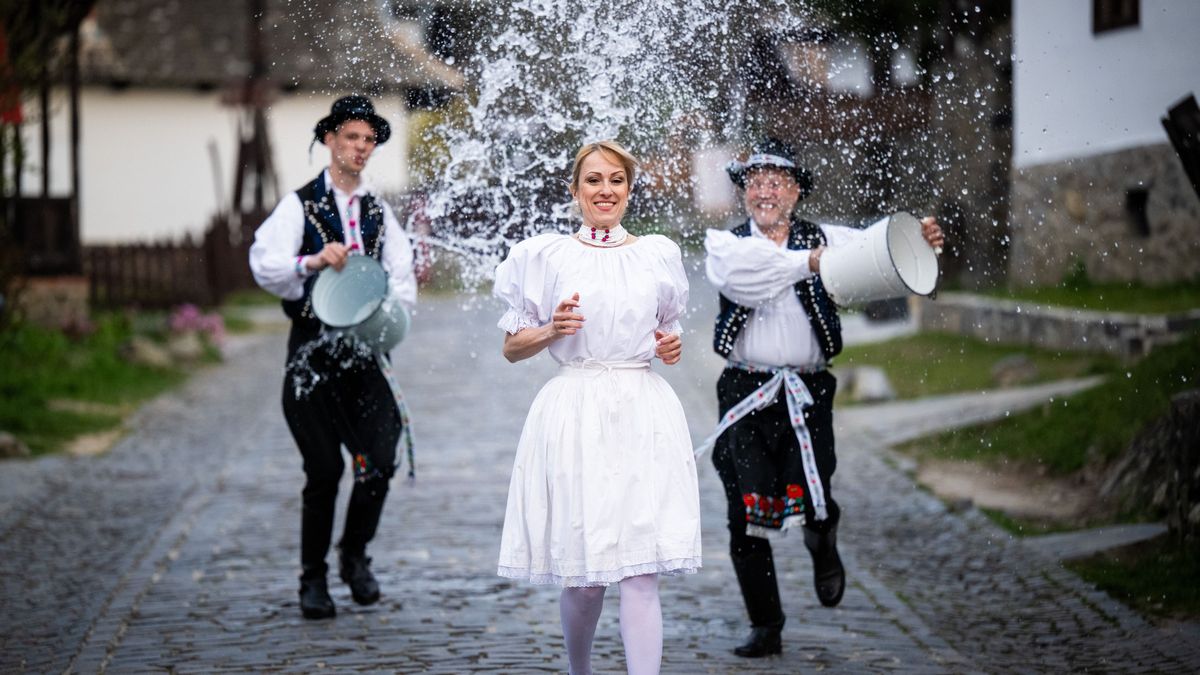 Elfelejtettél verset tanulni? Ezek a locsolóversek megmentenek