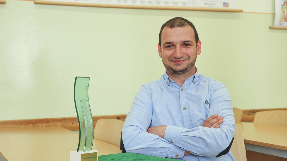 Diákjai jelölték, rekordfiatalon kapott rangos pedagógus díjat a szegedi földrajztanár