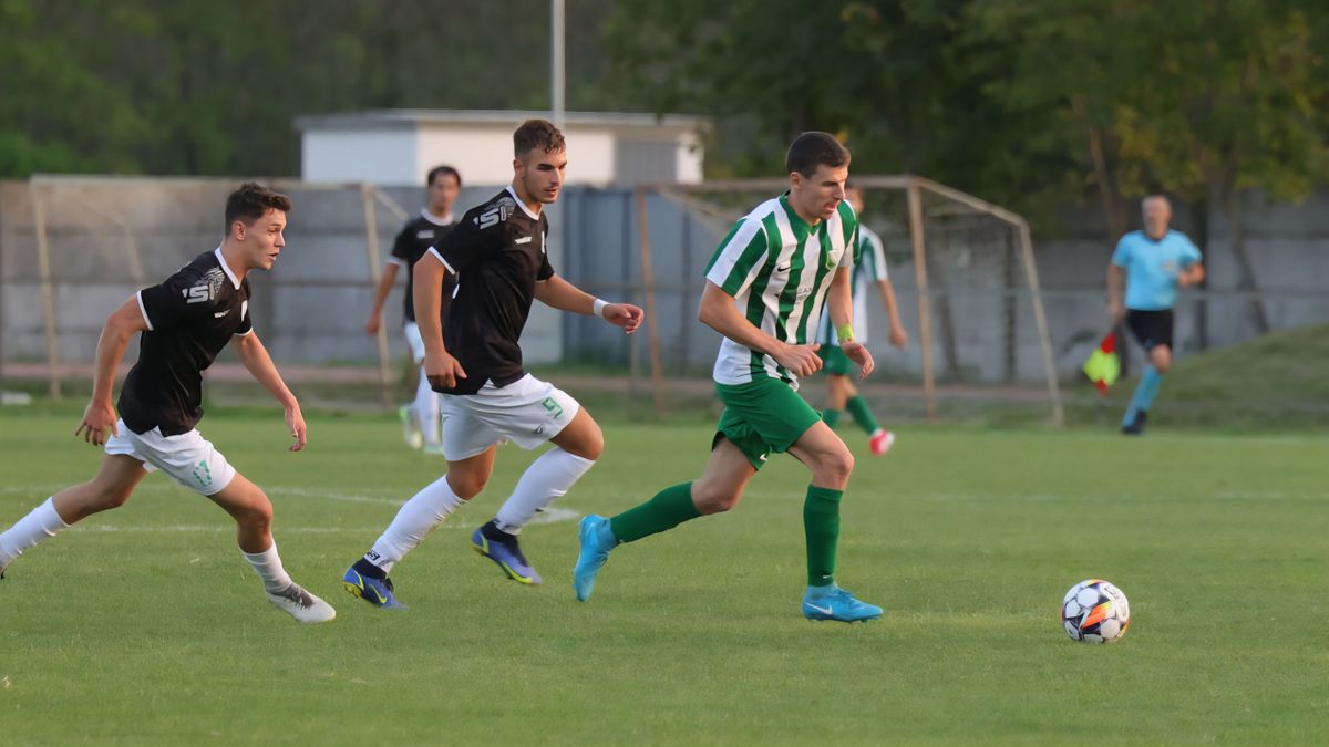 Egy gól döntött a megyeegy algyői rangadóján