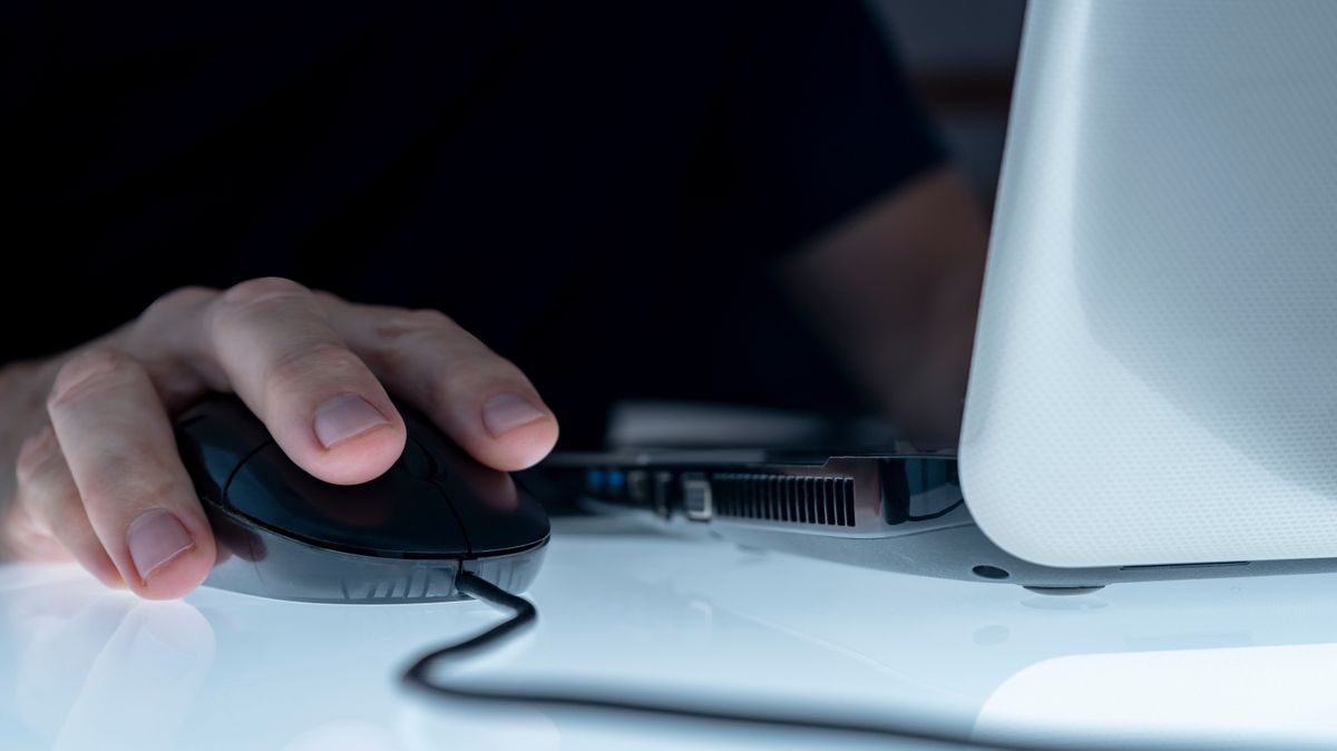 A Tiktokon bukott le a 14 éves lánnyal ismerkedő vásárhelyi nyugdíjas