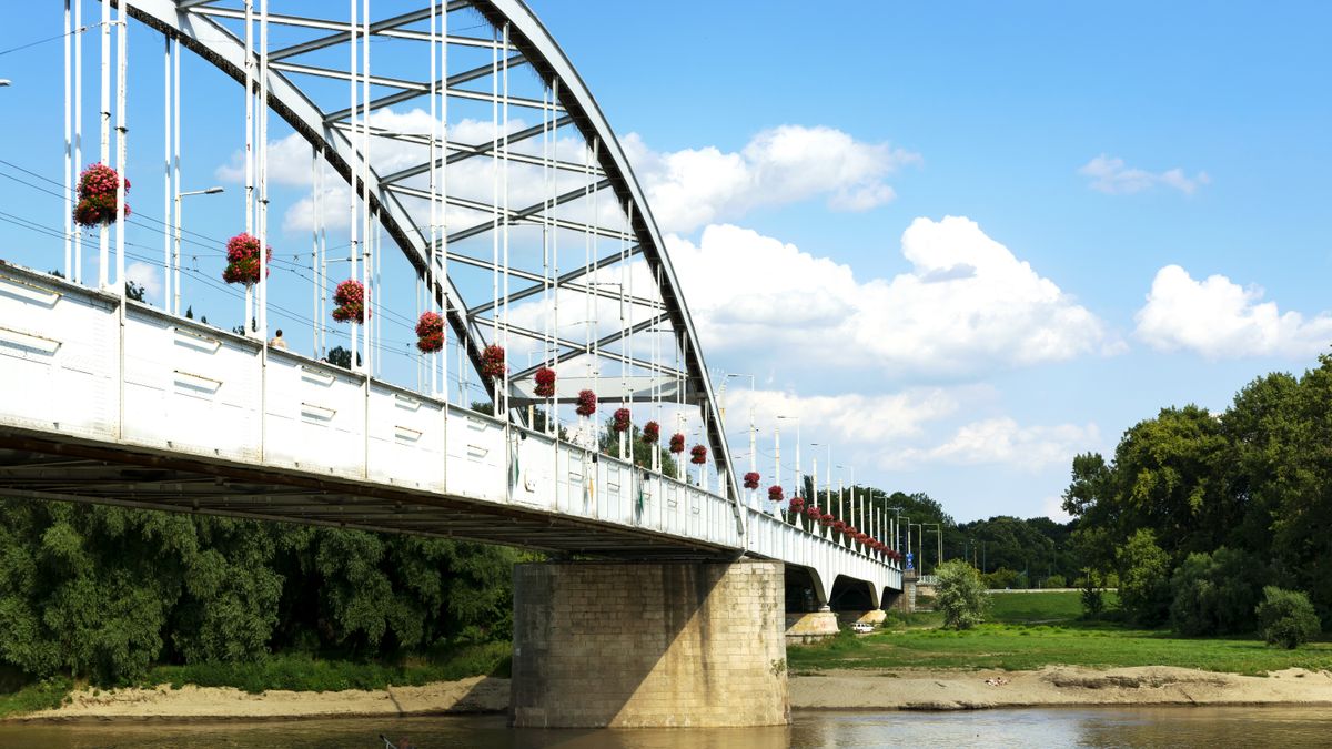 Brutális fordulat Szegeden? Ilyen időjárás jön ma!