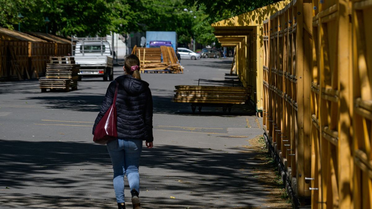Elkezdődött a Széchenyi tér átalakítása: így néz ki most Szeged szíve