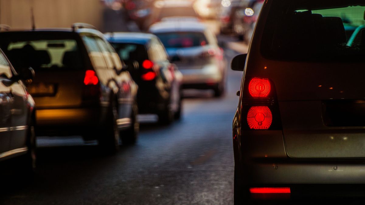 Csapda az autópályán: így raboltak ki egy sofőrt