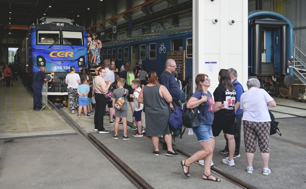 Szeged 2026.06.20. Múzeumok éjszakája. MÁV-csoport  vasúti remíz, Szeged-Rendező pályaudvar 
képen:
Fotó_ Török János TJ DM Délmagyar