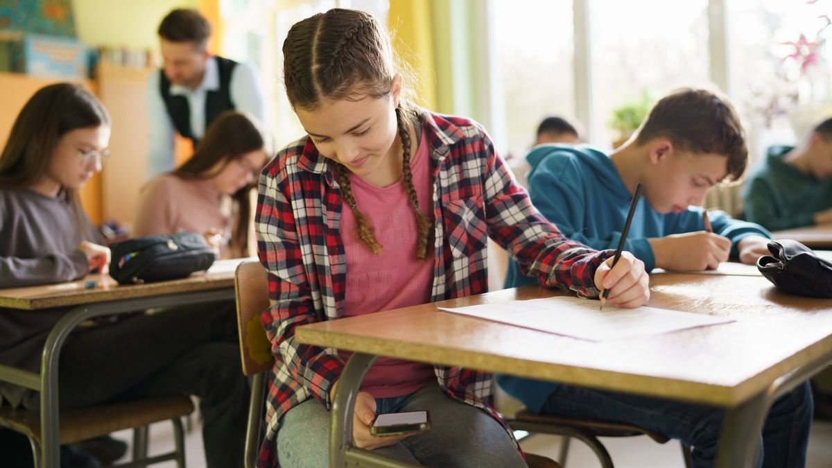 Aggasztó trend az iskolákban: egyre kreatívabb eszközökkel c