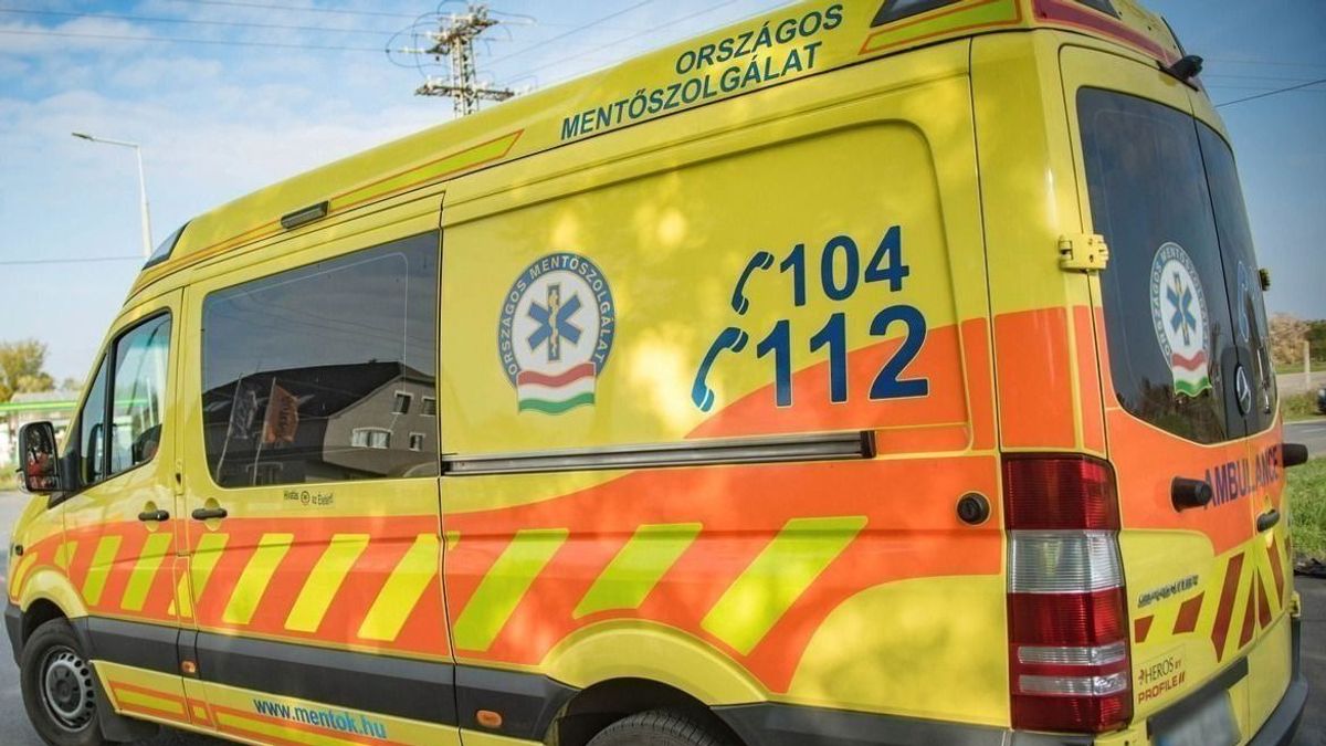 Frontális karambol Szegeden: teljes útlezárás mellett dolgoznak a hatóságok