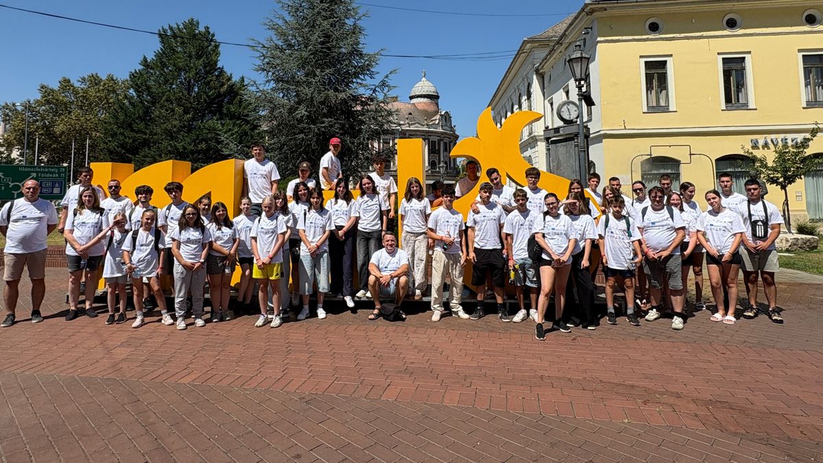 Négy országból érkeztek fiatalok Makóra, egy hét alatt bejárták a vármegyét