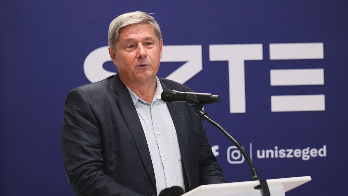 „Mindenki érezte, mekkora felelősség van a kezében” – így értékelte Rovó László a maratoni szenátusi ülést