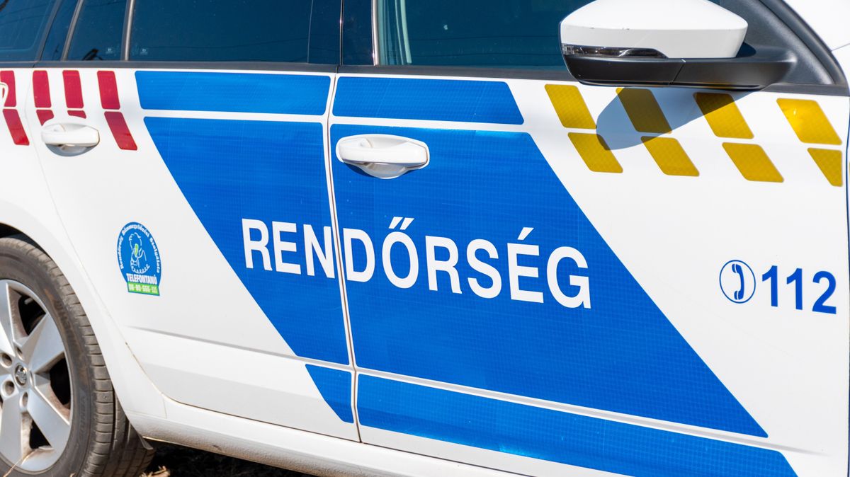 Baleset történt Szegeden: két autó csapódott egymásnak