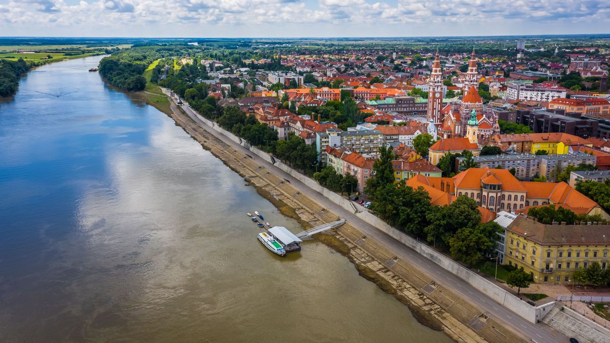 Celebek lepik el Szegedet, hétfőn itt forgatják a Most Wanted döntőjét