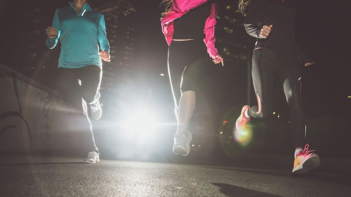 Fénybe borul a Maros-part – Makóra érkezik a Glow Night Run