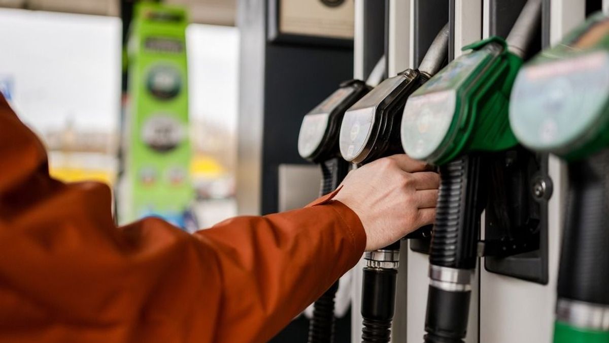 Dízelautó-támogatás: íme a részletszabályok, ők kaphatnak 20 ezer forintot