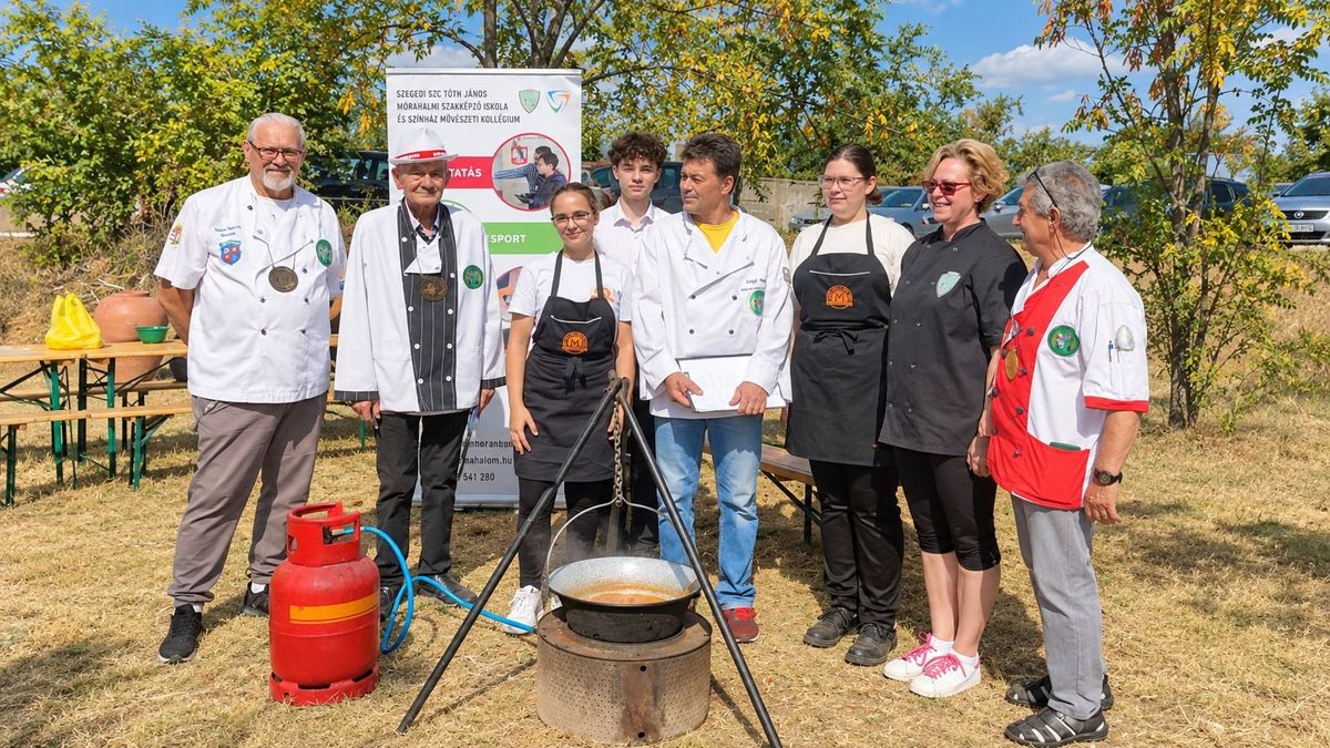 Különdíjat érő pörköltet főztek a mórahalmi diákok Moholon