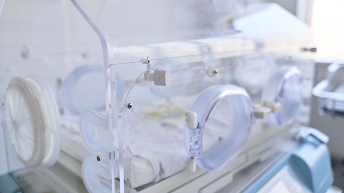 Feloldották a zárlatot, újra fogadja a betegeket a szegedi koraszülött intenzív osztály