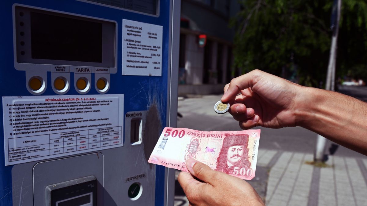 Már csak Makón lehet mindenütt ingyen parkolni a Csongrád-Csanád megyében, de ez hamarosan megváltozhat