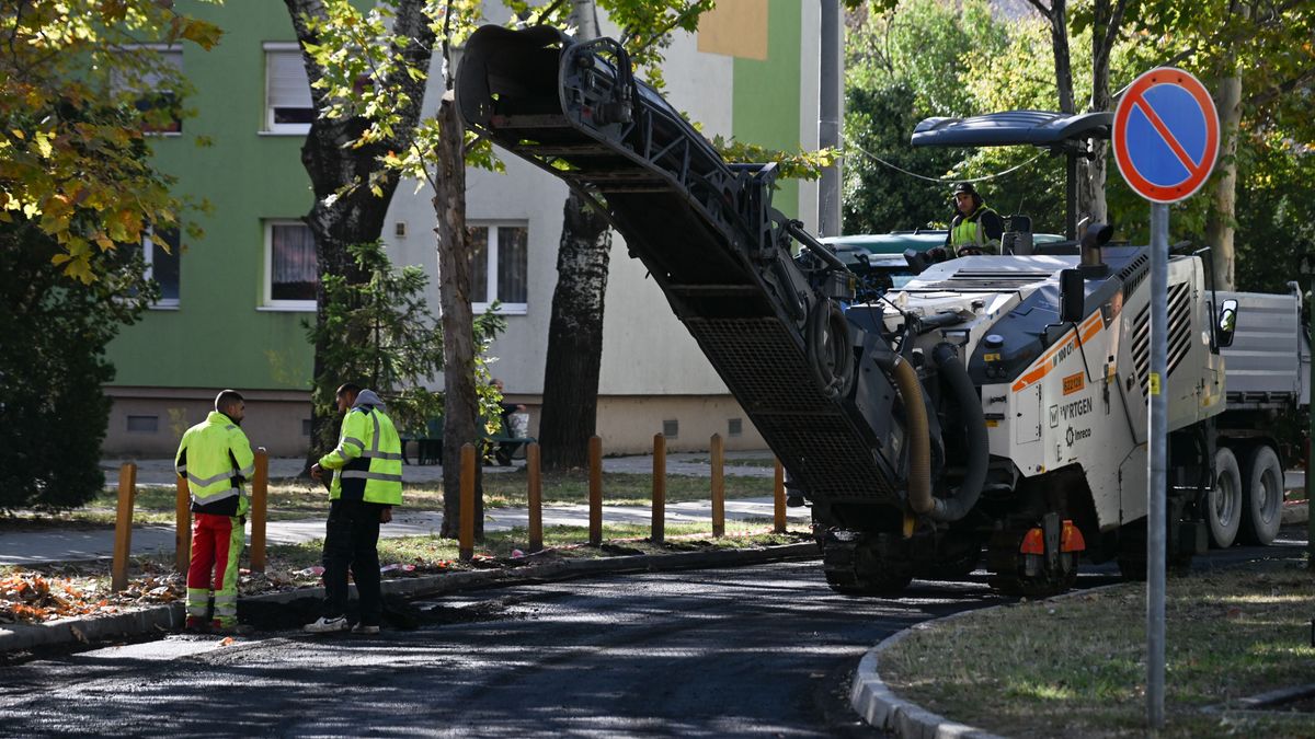 Négy szegedi utcában indultak munkálatok, lezárásra is számítani kell – galériával