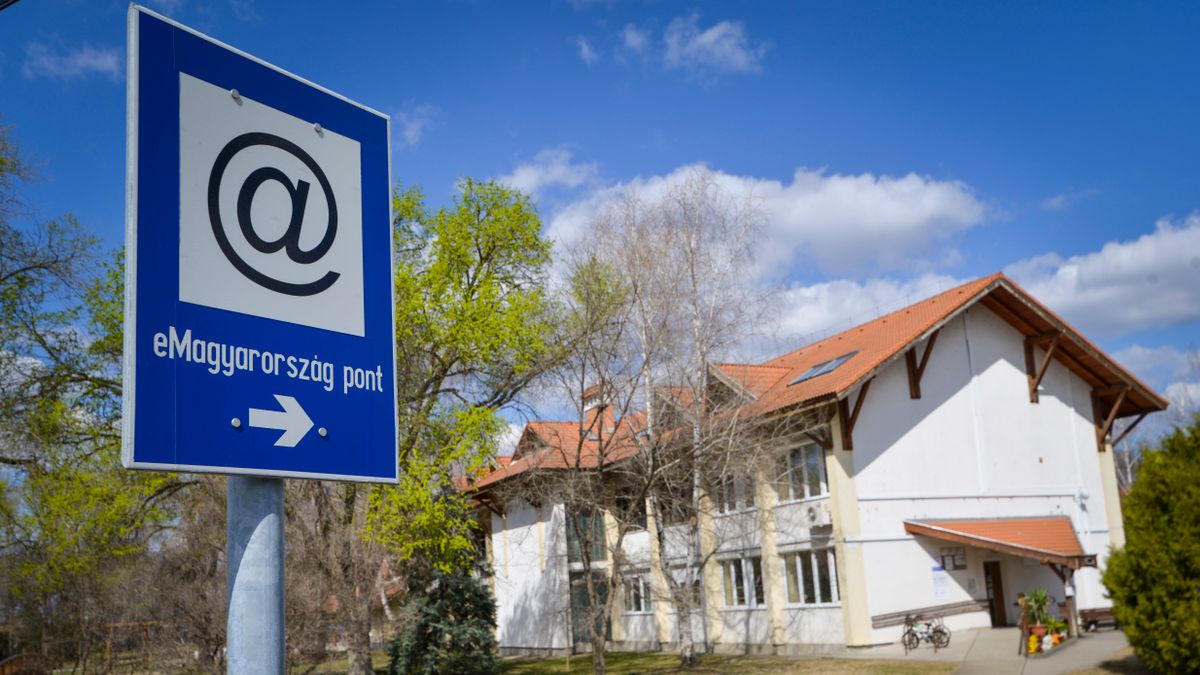 Bezár a könyvtár, napokig nem fogadja az olvasókat
