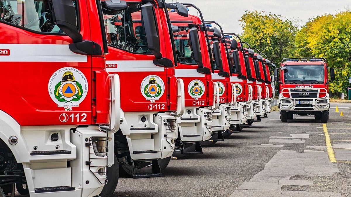 Hatalmas monstrummal bővült a szegedi tűzoltók flottája + fotók