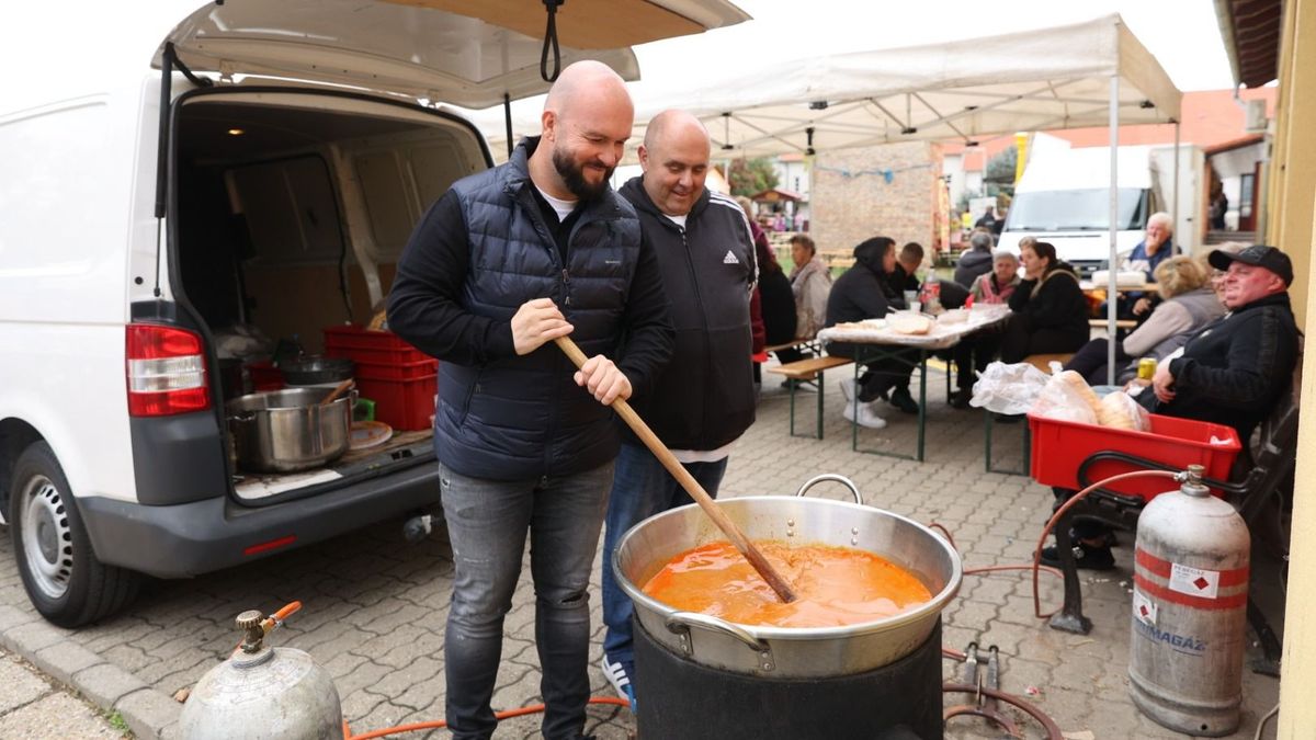 Halászléért mentünk Dorozsmára, de egy vödörnyi vér elvitte a show-t + fotók