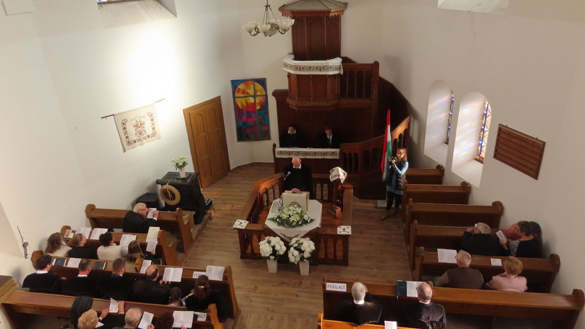 Száz éve szentelték fel a székkutasi református templomot + fotók, videó
