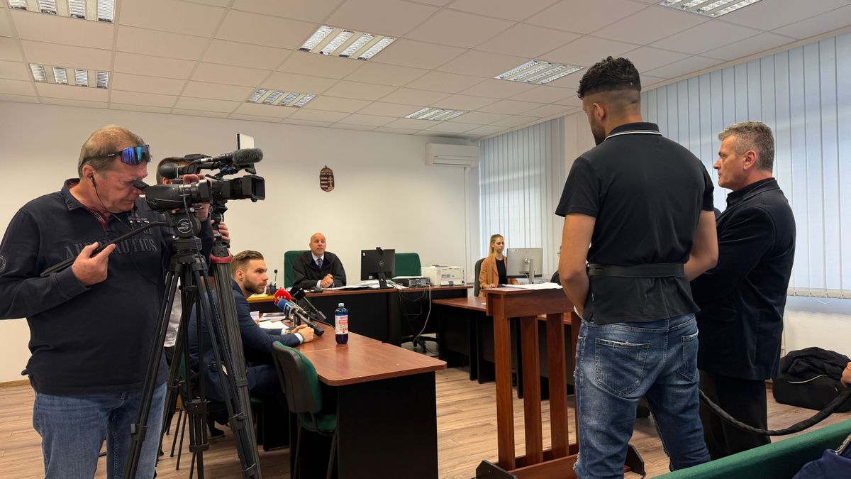Mindenki ott volt, csak a vádlott hiányzott – zárkatársa telefonált az ügyvédnek + fotók, videó